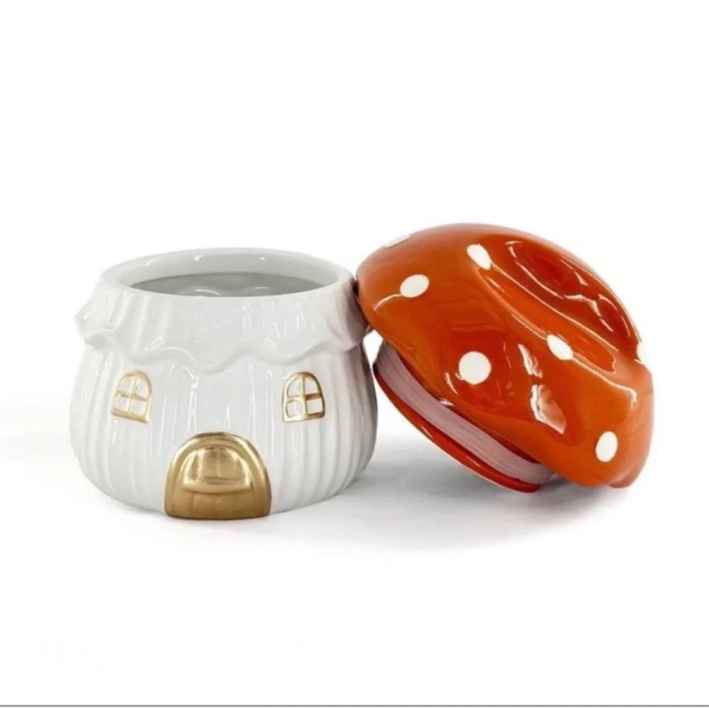 Target Bullseye Playground Novelty Ceramic Mushroom House Container w/ Lid